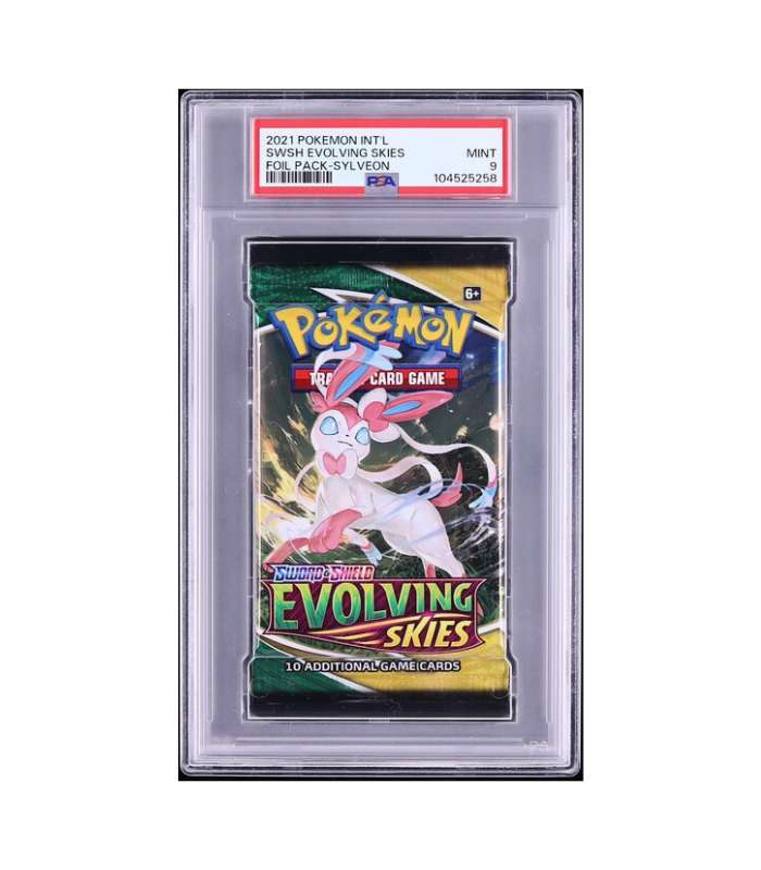 2021 Pokemon International SWSH Evolving Skies Foil Pack Sylveon PSA 9 MINT front Evolving Skies Booster Pack Sylveon Art PSA 9 MINT – 2021 Pokémon Sword & Shield (Sealed) - Imagen 1
